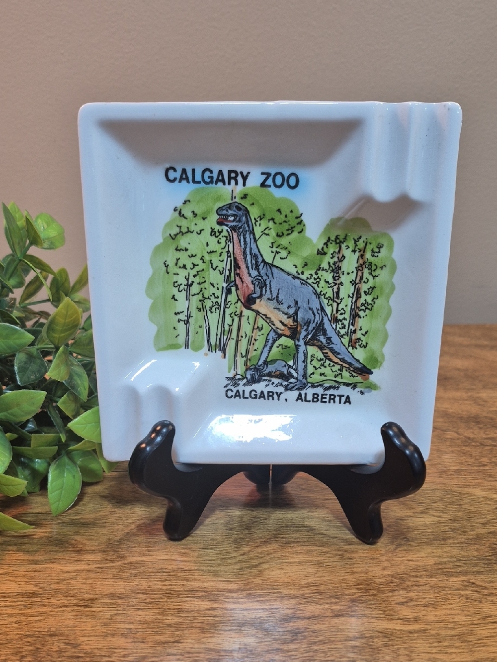 VINTAGE MCM Calgary Zoo Collectible Ceramic Souvenir Ashtray Prehistoric Park
